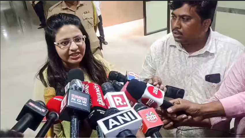 ias officer puja khedkar