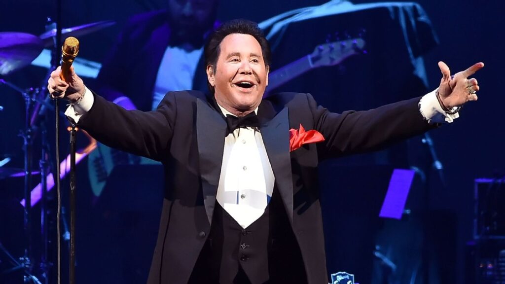 wayne newton net worth