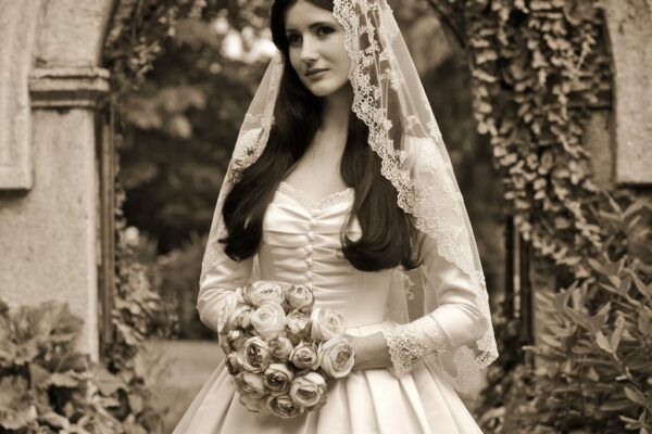 sepia bride photographer